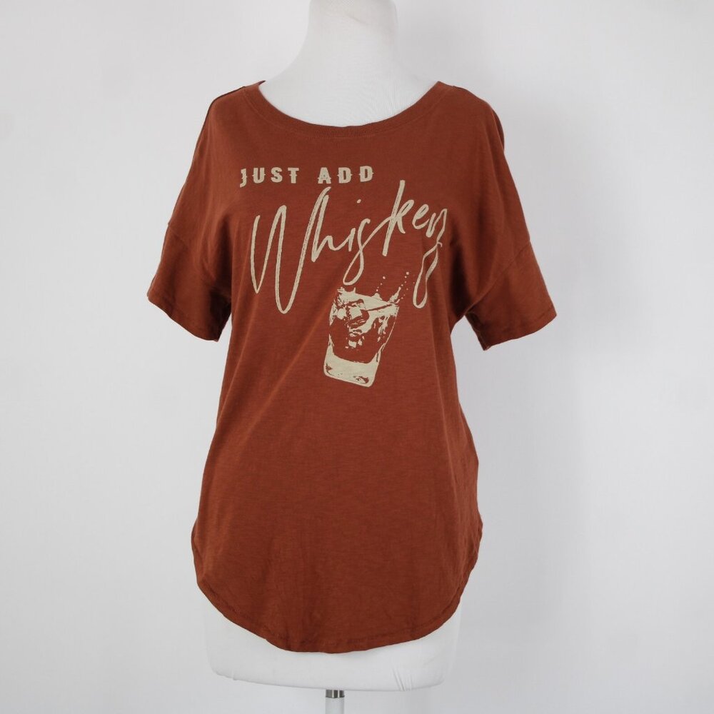 Shyanne Sz M Rust Brown Tan Just Add Whiskey Graphic Hi Lo 100% Cotton Top - Picture 2 of 13